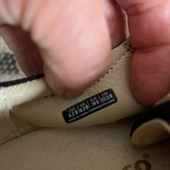 NWB Spenco Malibu Slip-On Sneaker Black - Picture 5 of 11